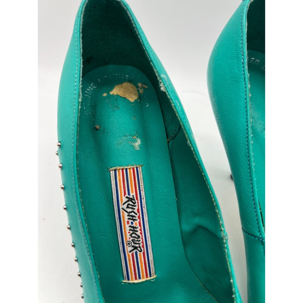 Vintage‎ Rush Hour Teal Leather Studded Pumps Women’s Size 5.5B - Picture 2 of 10